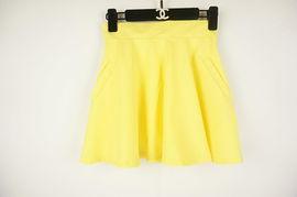 成人半身裙子视频大全女,半身裙女生穿搭视频大全赏析